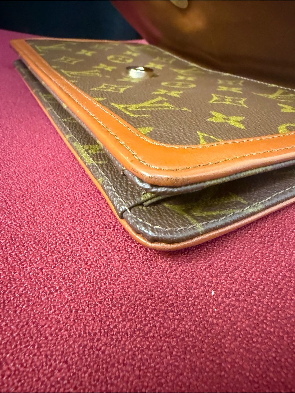 Authenticated Louis Vuitton Vintage Pochette Dame PM Clutch - Picture 11 of 16